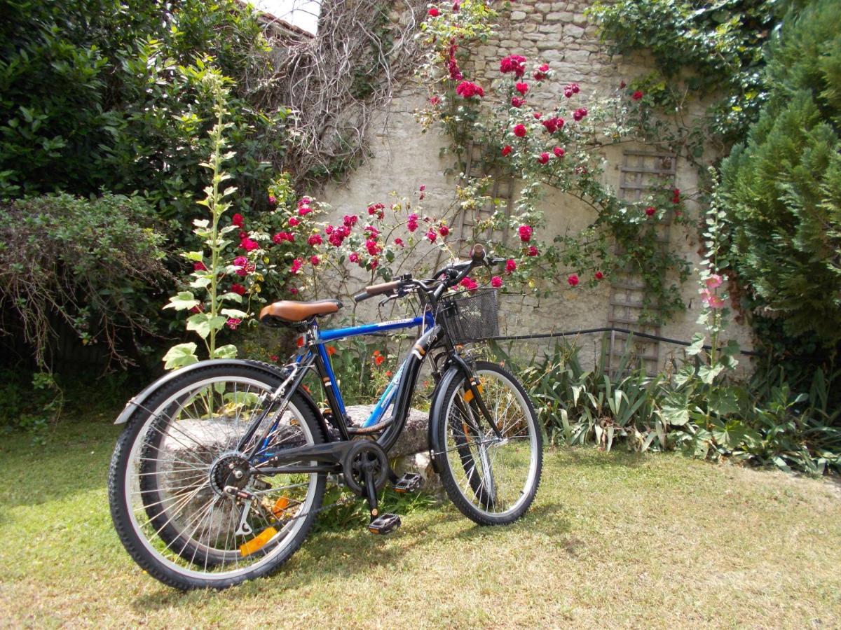 Le Clos Des Palmiers Saint-Ouen-d'Aunis Εξωτερικό φωτογραφία