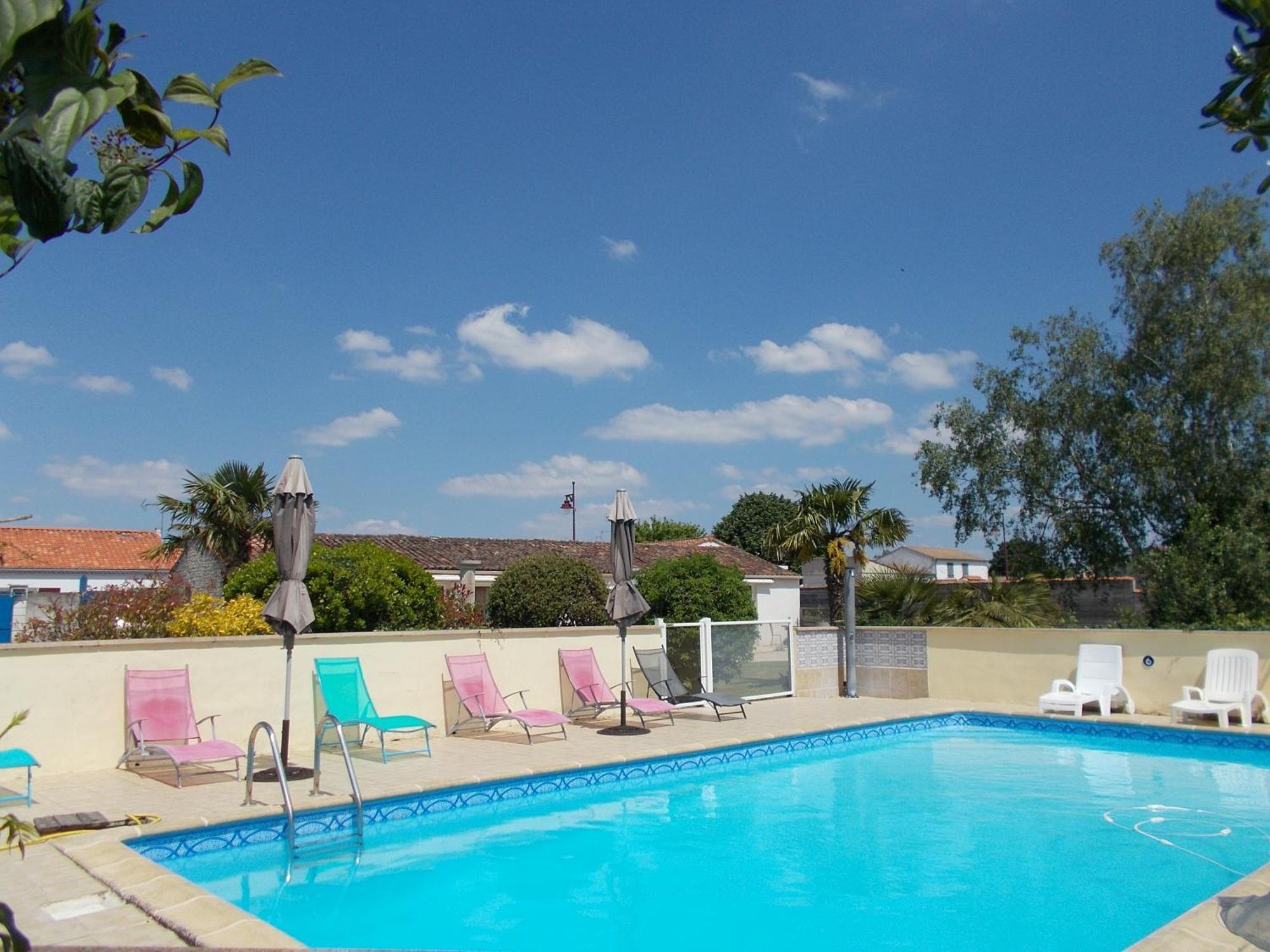 Le Clos Des Palmiers Saint-Ouen-d'Aunis Εξωτερικό φωτογραφία