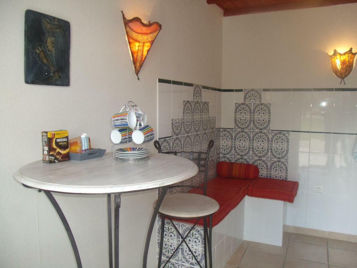 Le Clos Des Palmiers Saint-Ouen-d'Aunis Εξωτερικό φωτογραφία