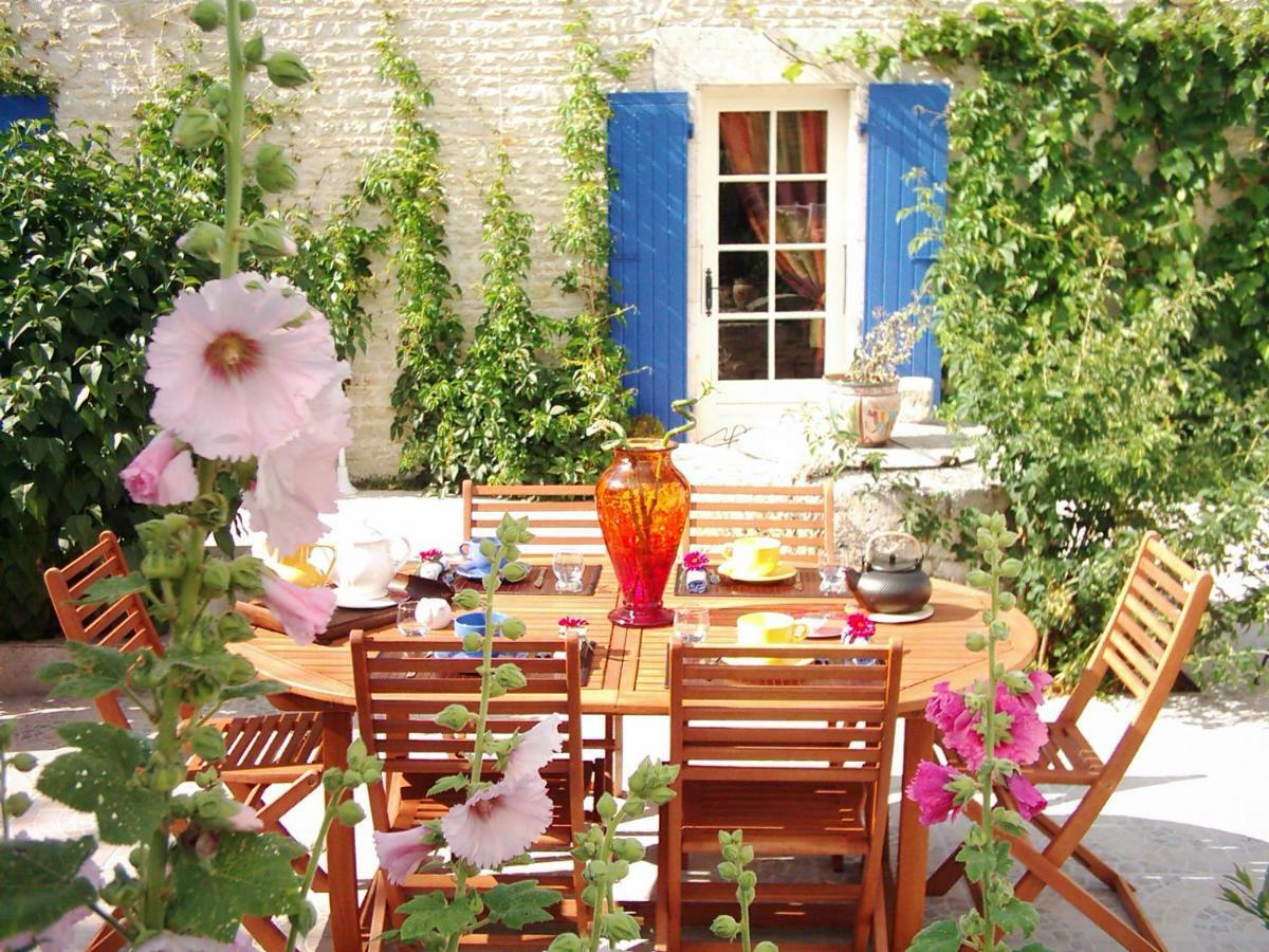 Le Clos Des Palmiers Saint-Ouen-d'Aunis Εξωτερικό φωτογραφία