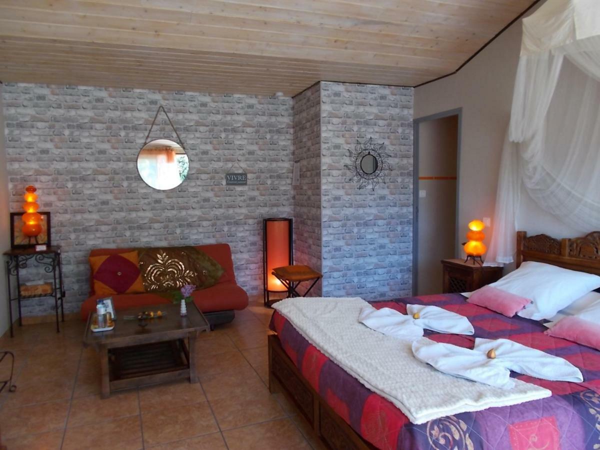Le Clos Des Palmiers Saint-Ouen-d'Aunis Εξωτερικό φωτογραφία